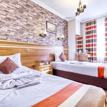 フォルス 3* イスタンブール