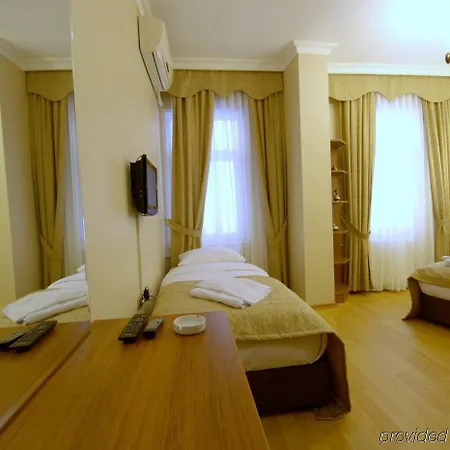 フォルス 3* イスタンブール